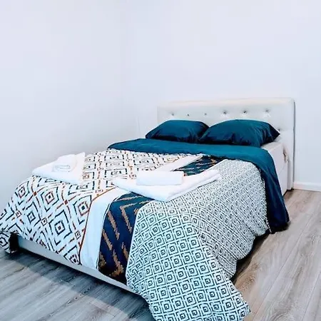 Appart De 32M2 A 30 Min De Paris Gagny Exterior photo