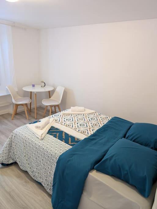 De 32m2 A 30 Min De Paris Apartment